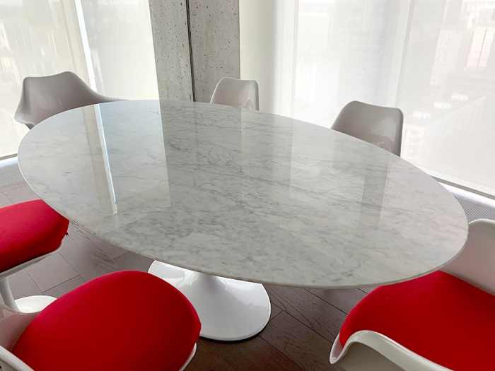 Masă de Dining Tulip Ellipse Marble 200x120x73 cm, Marmură și Metal Alb Lacuit la Înalt Luciu - King Home [14]