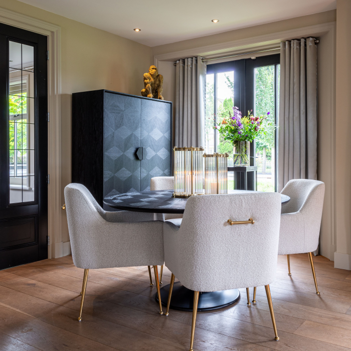 Masa dining neagra rotunda lux Dora, Ø 140 cm, din furnir stejar si metal, 7547 - Richmond Interiors [5]