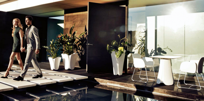 Masa exterior iluminare LED Pezzetina 90x90x73 cm polipropilena, design modern, 56014 - Vondom [2]