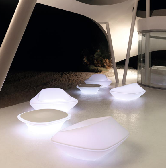 Masa joasa cu iluminare LED UFO 100x100x28 cm din polipropilena, diverse culori, 63003 - Vondom [9]