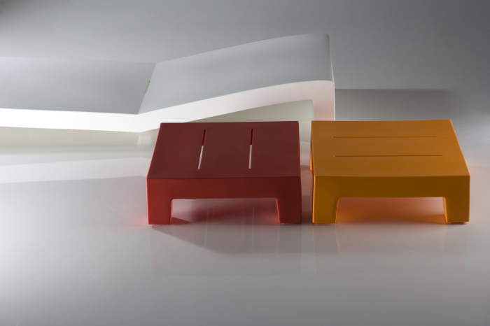 Masuta pentru sezlong Jut 60x60x20 cm, polipropilena, design minimalist, 44405 - Vondom [25]