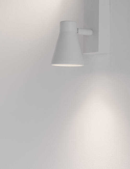 Plafoniera neagra/alba liniara Zena, din metal, cu 2 spoturi ajustabile, 9155812 - Novaluce [10]