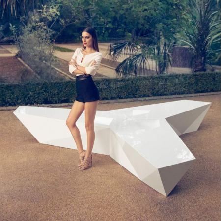 Banca iluminare LED FAZ 200 cm cu ghiveci flori integrat, forma geometrica, 54046 - Vondom [2]