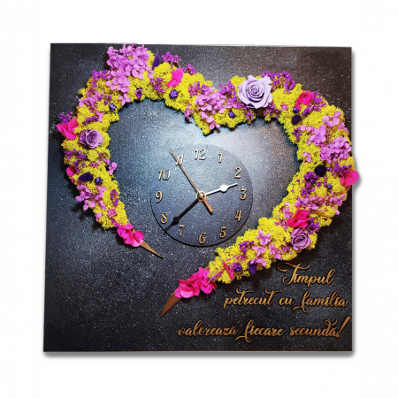 Tablouri licheni - Ceas cu licheni in forma de inimioara Heart 40/50 cm galben & roz, CS40LF_YEL_PNK_40 - Lacraru