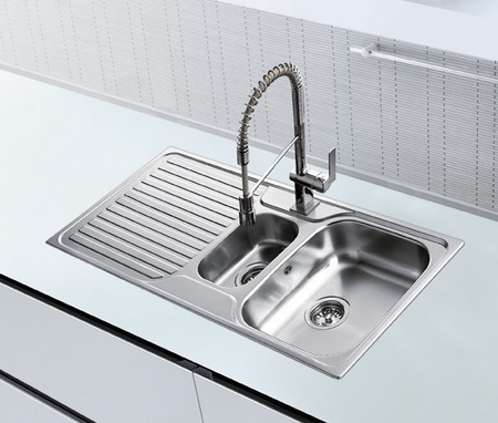 Chiuveta bucatarie inox microtexturat  PRINCESS 1 1/2B 1D cu 2 cuve si picurator -Teka [1]