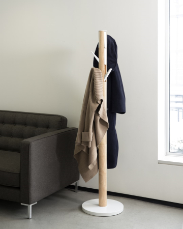 Cuier Flapper 40x40x168 cm, Lemn Alb - Umbra [3]