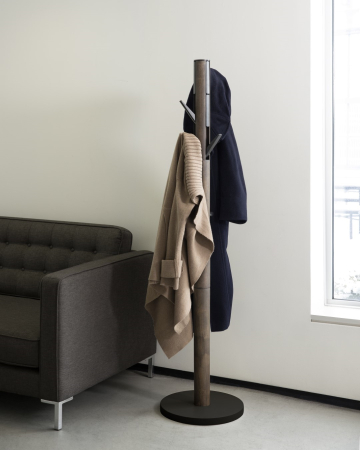 Cuier Flapper 40x40x168 cm, Lemn Negru Nuc - Umbra [3]
