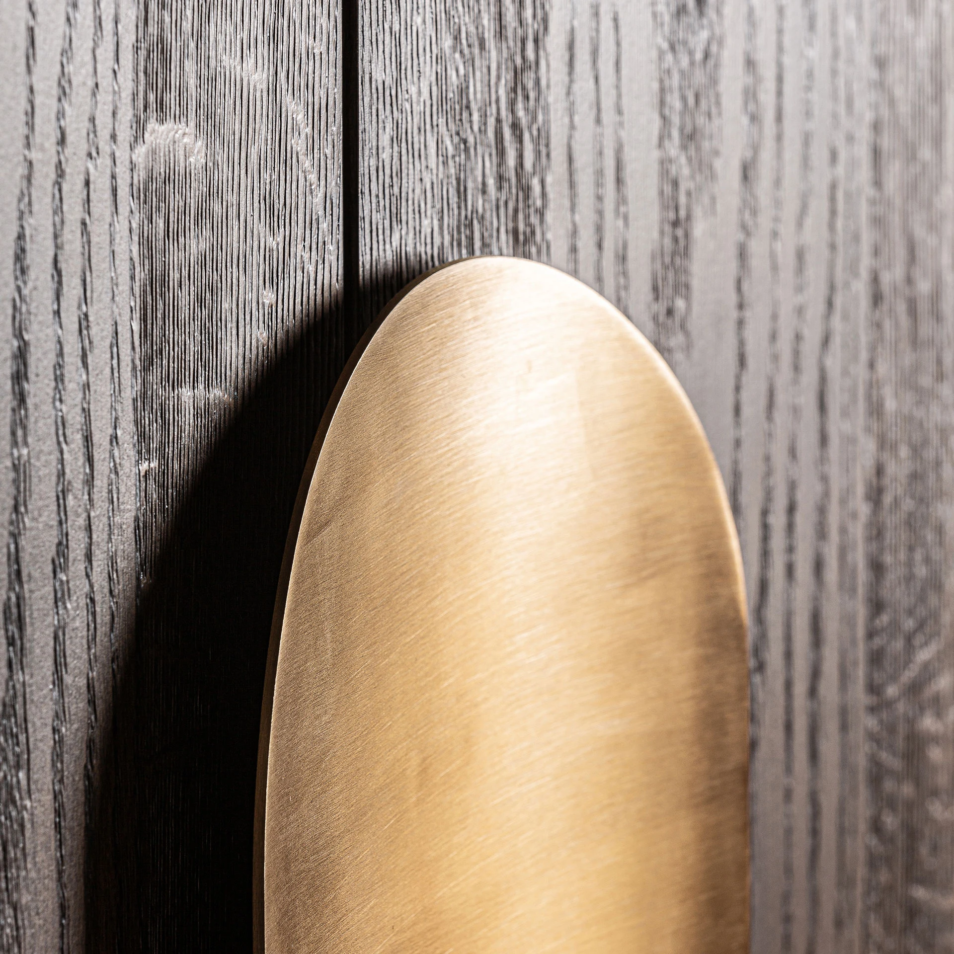 Dulap din Oak Veneer, Mdf Wood si Stainless Steel, Auriu, 140x48x141 cm - VicalHome 35265 [19]