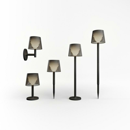 Produse - Lampă de Grădină Greta Solar 20x20x80 cm, Material din Reciclare Oceanică Negru, Protecție IP65 - New Garden