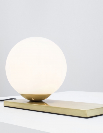 Lampa de masa aurie Sudar 26 cm cu glob sticla alb, design elegant modern, 9012922 - Novaluce [1]