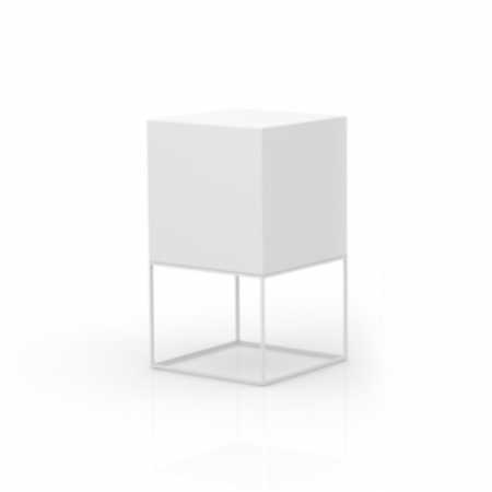Decoratiuni gradina cu iluminare LED - Lampa gradina LED forma cub suspendat Vela Cube Lamp 40x40x70 cm, picioare metal, 54064W - Vondom