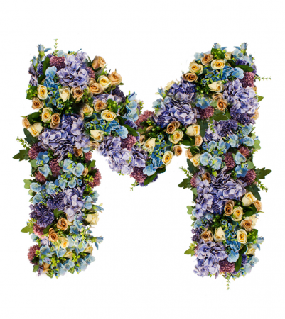 Trandafiri decorativi - Litera realizata la comanda prin Fuziune de flori cu verdeata inaltime 60 cm