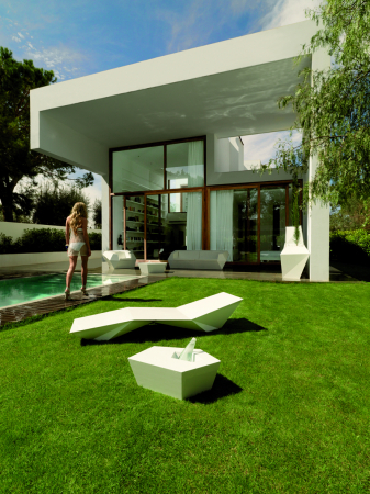 Masa cafea iluminare LED Faz 105x85x32 cm, design modern geometric cu loc frapiera, 54007 - Vondom [40]