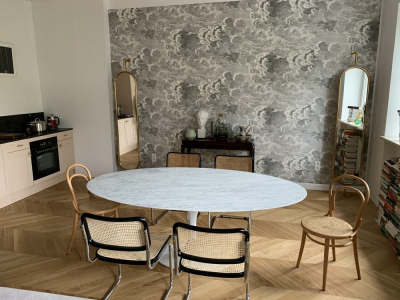 Masa ovala alba extravaganta Leone 200x120 cm, blat alb marmura italiana Bianco Carrara/picior central alb lucios, RT-335V - King [6]