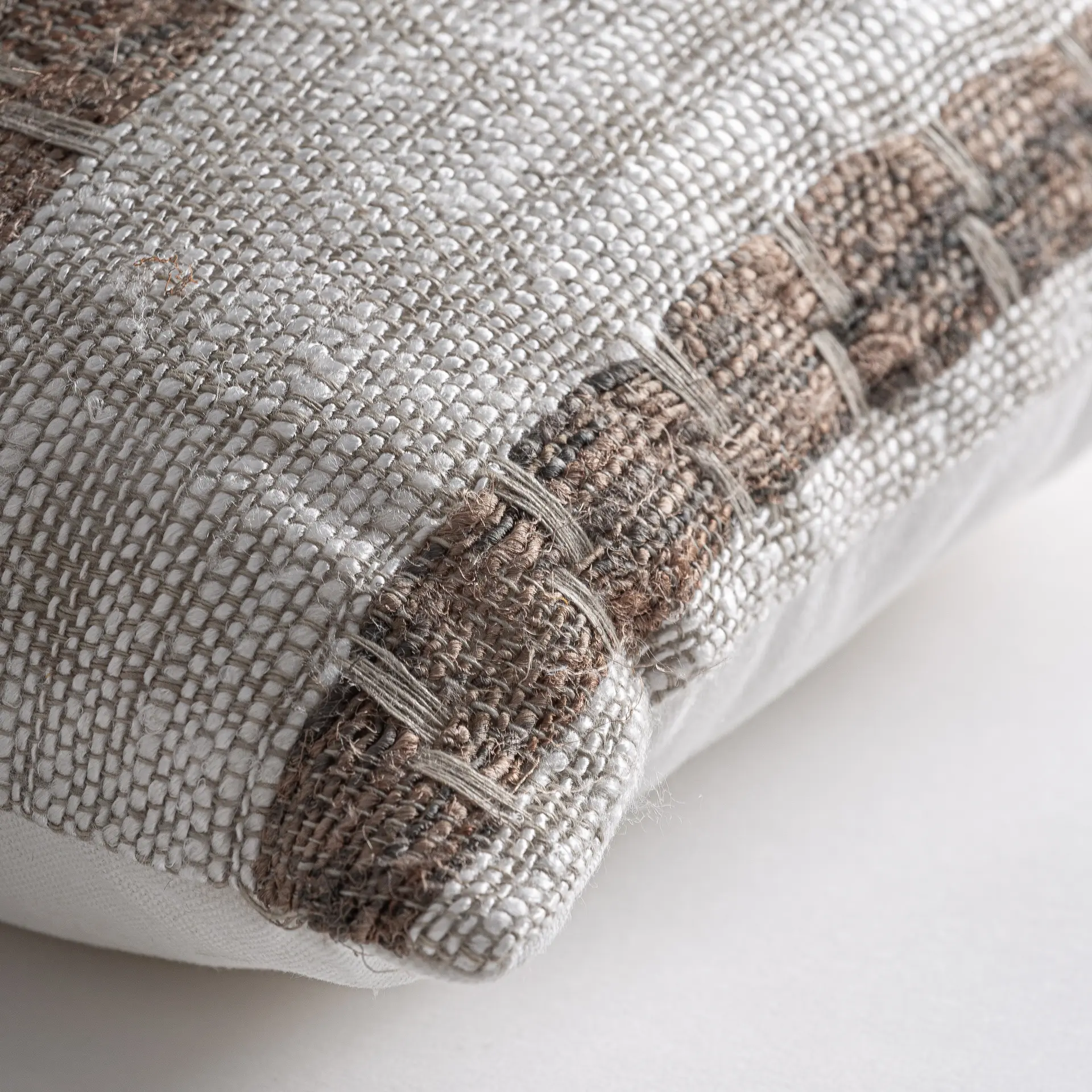 Perna Neo din Bumbac și In Bej, 50x15x30cm, VicalHome 38162 VicalHome 38162 [1]