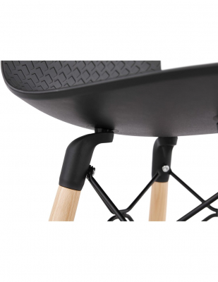 Scaun inalt bar Terri din polipropilena cu picioare lemn, design scandinav, BS02500BL - Kokoon [7]