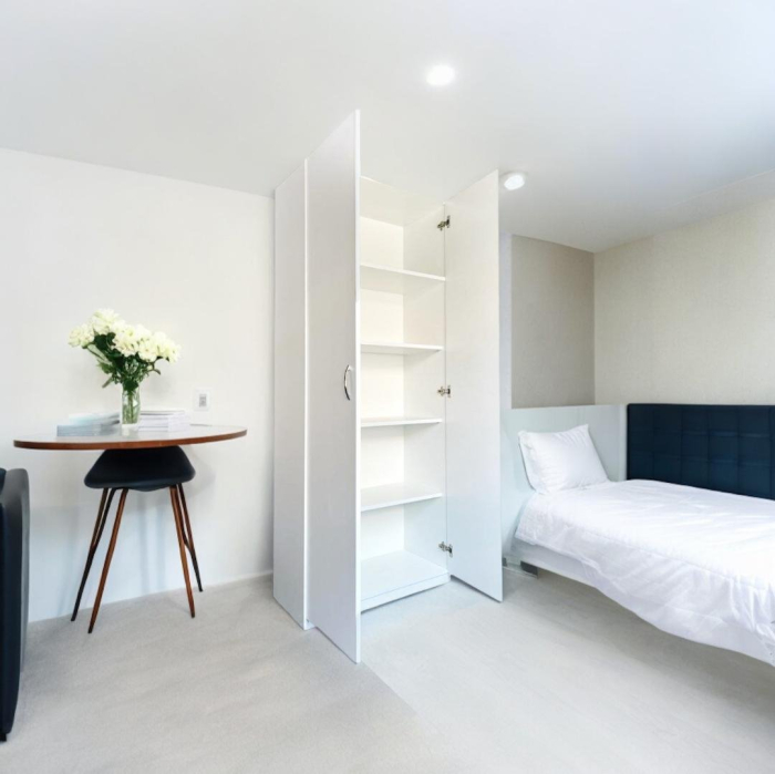 Dulap 2 usi, 4 polite, Alb, 197x80x40 cm, Pal 18 mm [2]