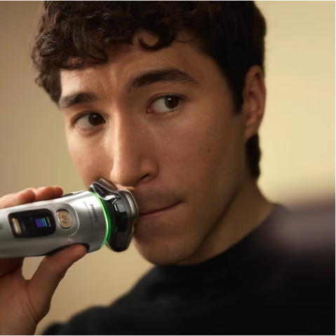 Aparat electric de barbierit PHILIPS i9000 Prestige Ultra XP9404/31, tehnologie SkinIQ Pro, autonomie 60 min, senzor presiune&cadran LED pt ghidaj, afisaj color, 5 moduri functionare, statie igienizar [4]