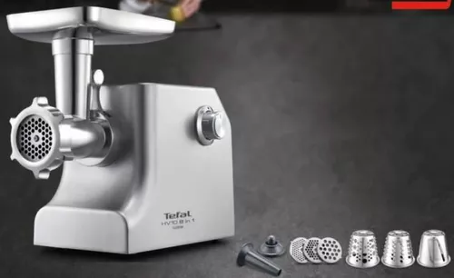 Meat Mincer Tefal NE858D38Putere:  2200 WMaterialul carcasei:  Metal Capacitatea de mărunșire :  5,5 kg/mFuncție revers:  ДаAccesoriu pentru cârnați:  Да [4]