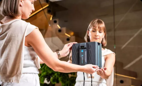 Robot pentru curățarea geamurilor Roboway RW-5, aspirare 3000 Pa, control Bluetooth, curățare uscată și umedă [2]