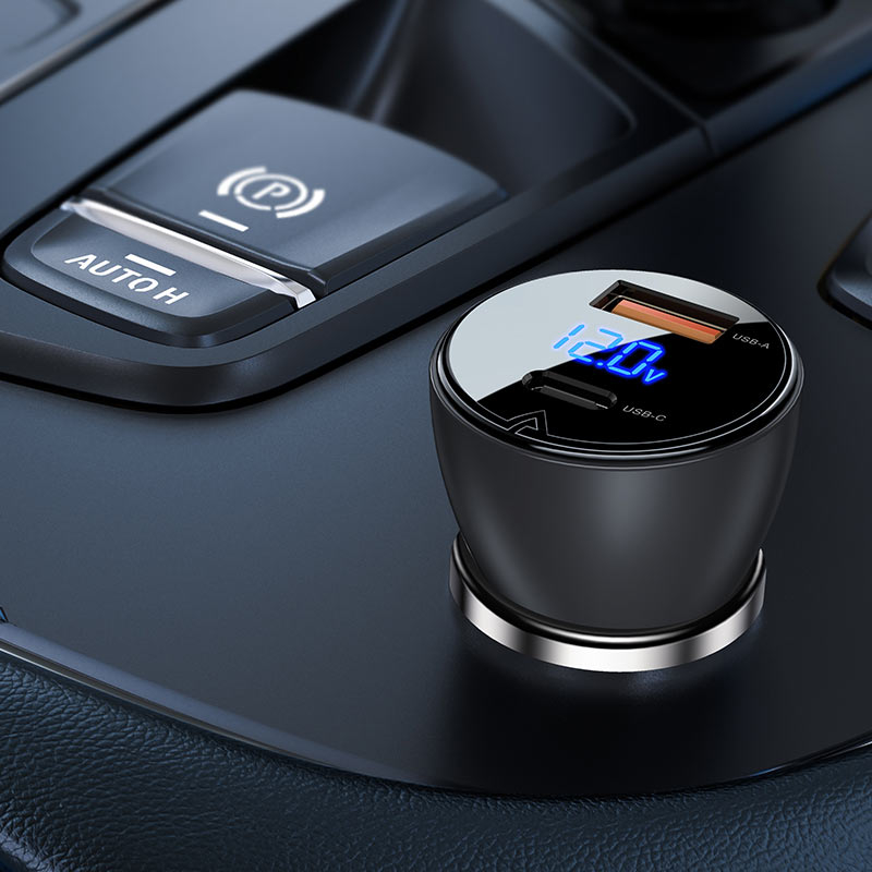 Автомобильное зарядное устройство B7 45W (2x USB-A) – Прозрачный стиль и быстрая зарядка [3]