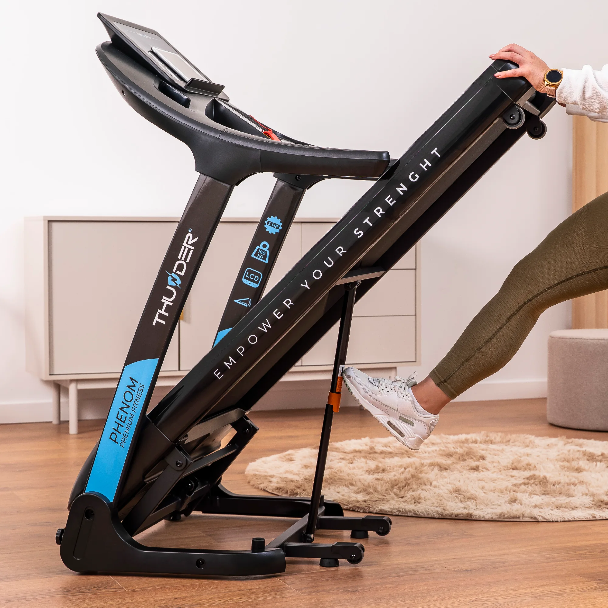 Banda de alergare electrică THUNDER PHENOM-S-BLACK – Performanță maximă chiar la tine acasă [3]