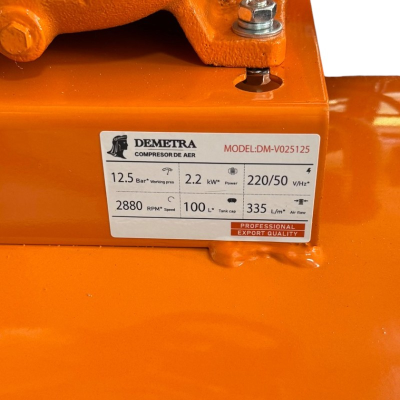 Воздушный компрессор Demetra DM-V025125 [4]