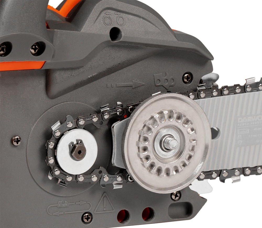 Fierăstrău cu lanț cu acumulator DAEWOO DACS 1642Li Solo (2×21V, fără acumulatori, Motor Brushless, Șină 40 cm, 25 m/s) [8]