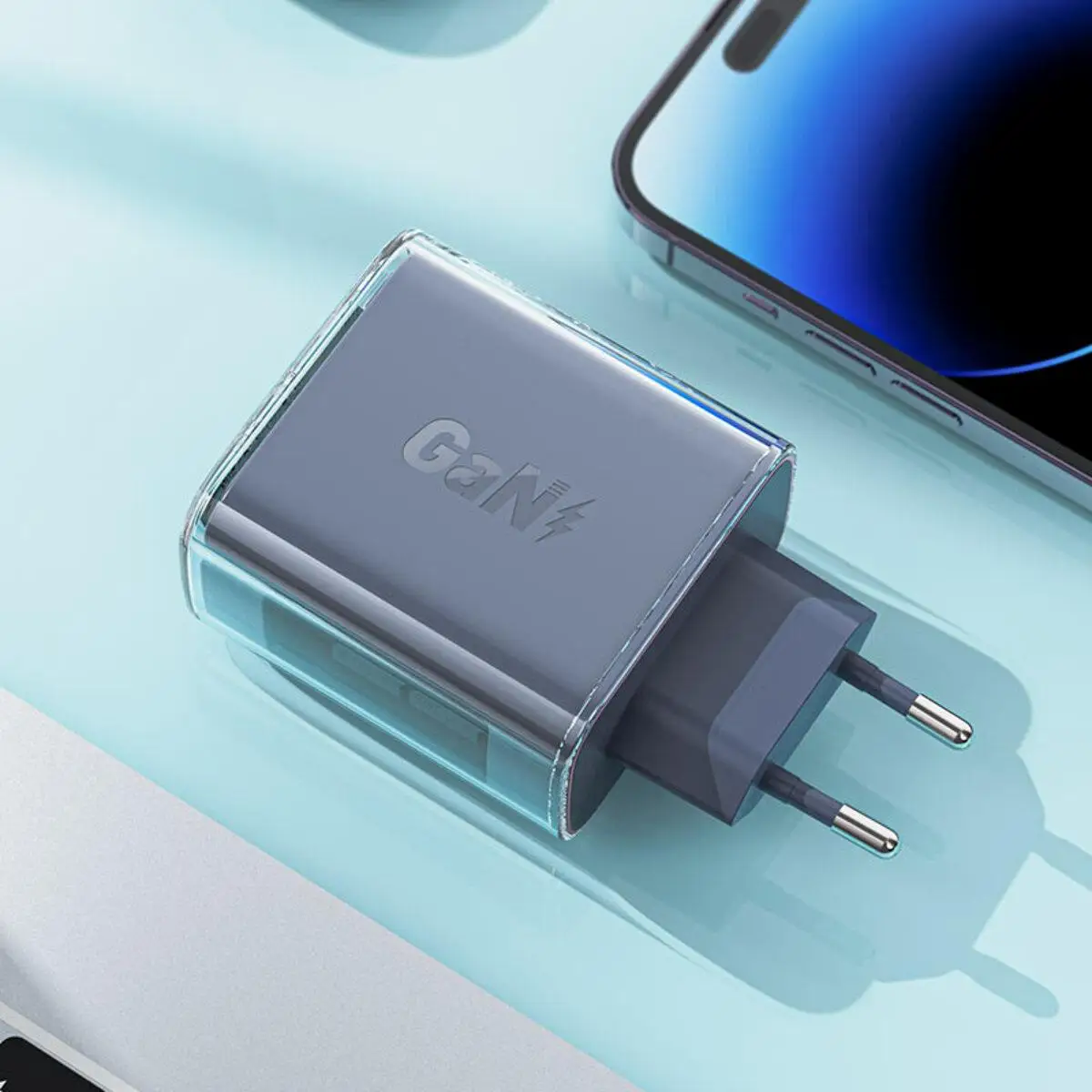 Зарядное устройство A45 Sparkling Series PD65W GaN (2x USB-C + USB-A) – Высокая мощность и технологичный дизайн [2]