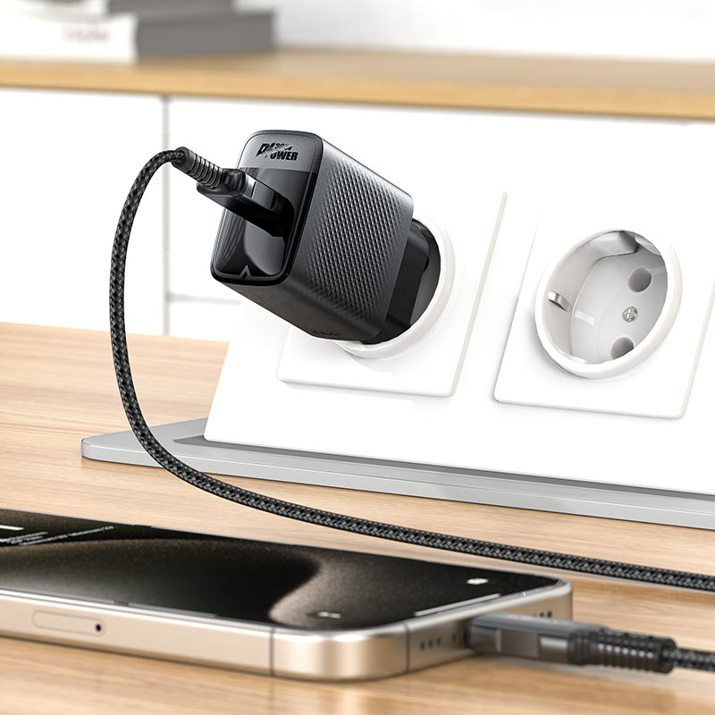 Încărcător USB-C A102 PD30W GaN – Putere maximă într-un format compact [3]
