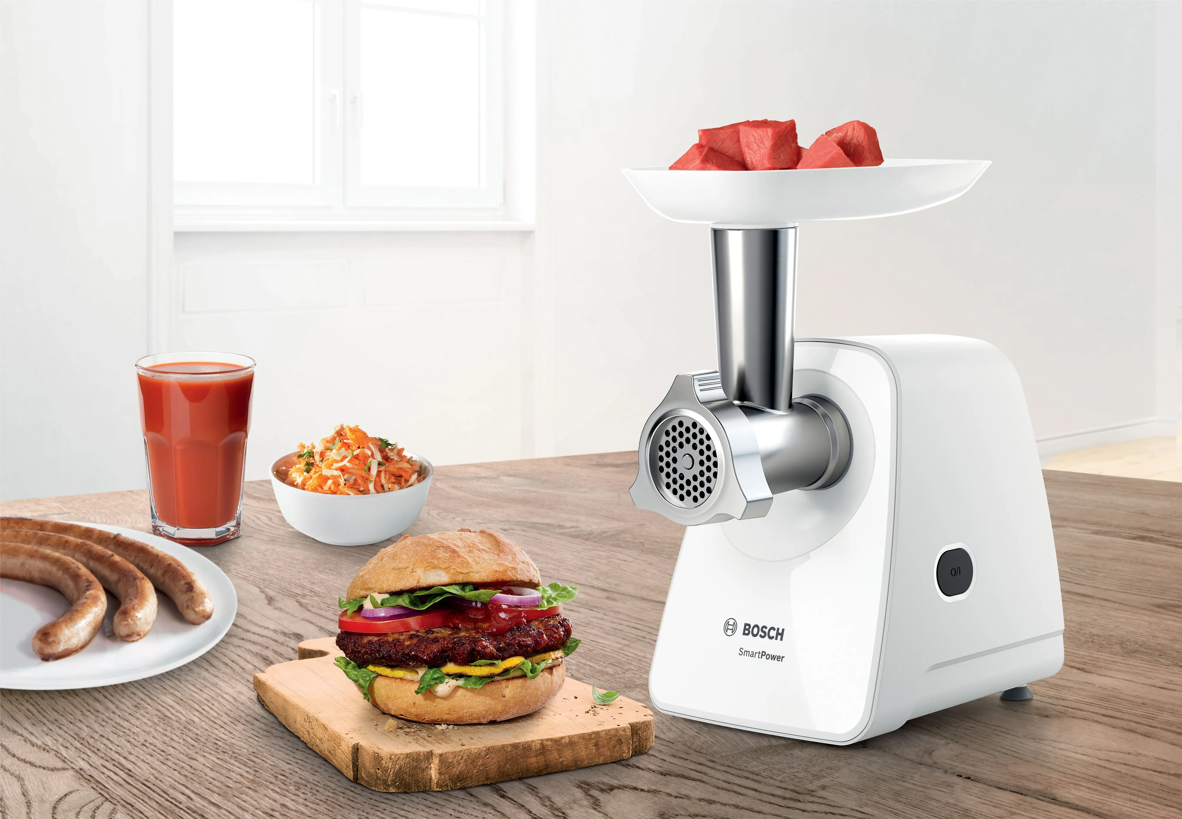 Meat Mincer Bosch MFW2517Putere:  1800 WMaterialul carcasei:  Plastic Capacitatea de mărunșire :  1,7 kg/mProtecție la suprasarcină:  ДаAccesoriu pentru cârnați:  ДаStorcător pentru fructe și legume:  Да [3]