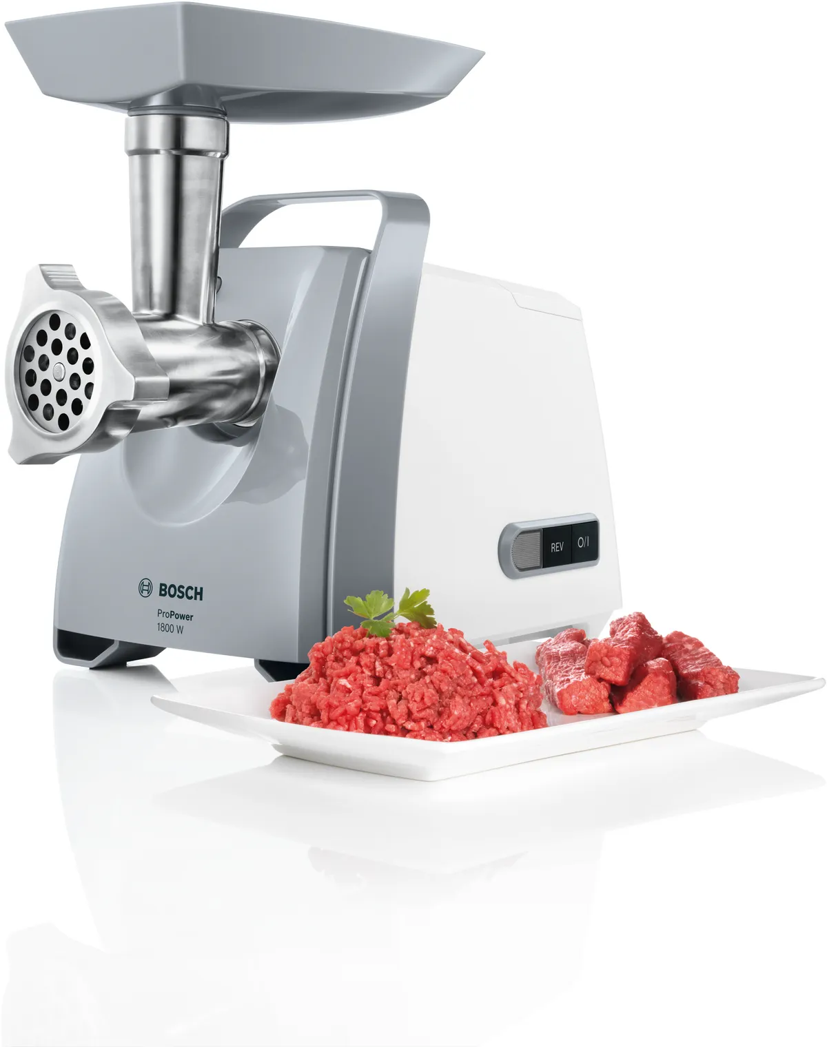 Meat Mincer Bosch MFW66020Putere:  1800 WMaterialul carcasei:  Plastic Capacitatea de mărunșire :  3 kg/mFuncție revers:  ДаAccesoriu pentru cârnați:  Да [2]