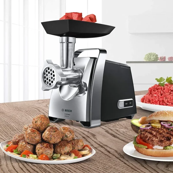 Meat Mincer Bosch MFW67440Putere:  700 WMaterialul carcasei:  Plastic Capacitatea de mărunșire :  3,5 kg/mFuncție revers:  ДаAccesoriu pentru cârnați:  Да [4]