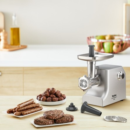 Meat Mincer Tefal NE858D38Putere:  2200 WMaterialul carcasei:  Metal Capacitatea de mărunșire :  5,5 kg/mFuncție revers:  ДаAccesoriu pentru cârnați:  Да [5]