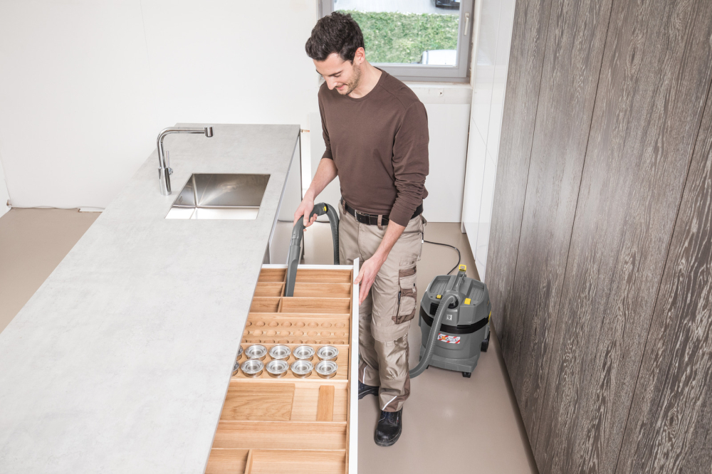 Aspirator umed-uscat profesional Kärcher NT 22/1 Ap Te – Puternic, versatil și cu curățare semiautomată a filtrului! [4]