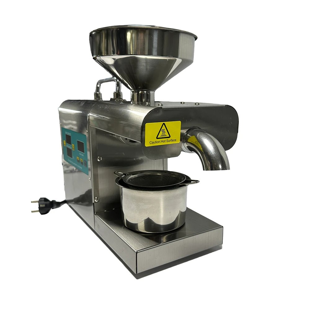 Presă de ulei automată Demetra DM-820, 820W, 4–6 kg/h [7]
