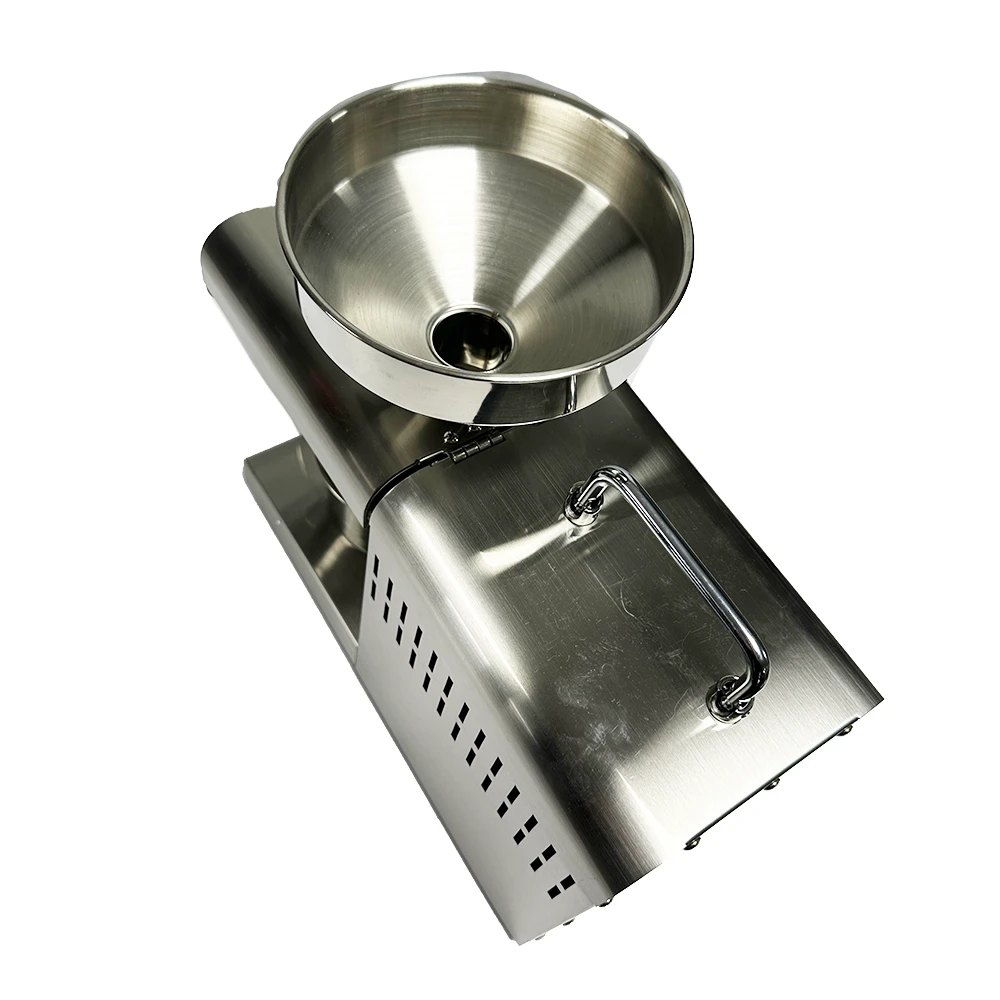 Presă de ulei automată Demetra DM-820, 820W, 4–6 kg/h [4]