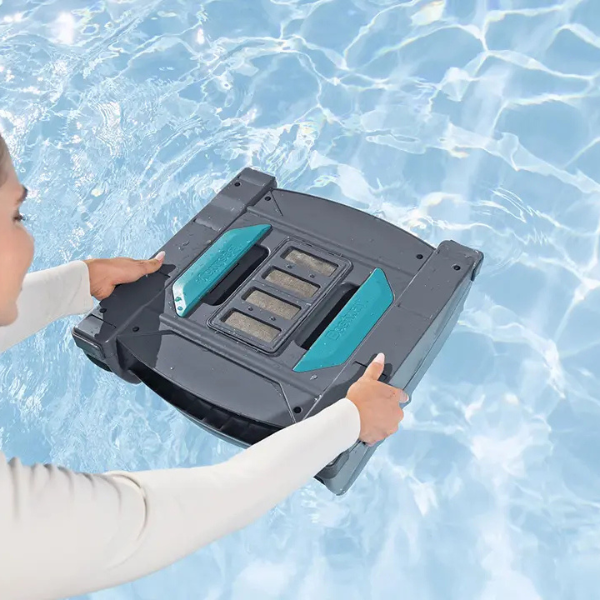 Robot de curățare fără fir 2-în-1 Bestway® AquaTronix™ Pro G300 – Curățare completă pentru fundul și suprafața piscinei [7]