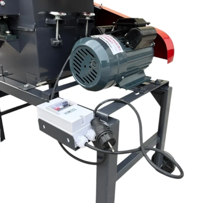 Tocător de furaje și cereale Demetra DM-400-30PRO 4 kW – putere maximă și productivitate profesională [4]