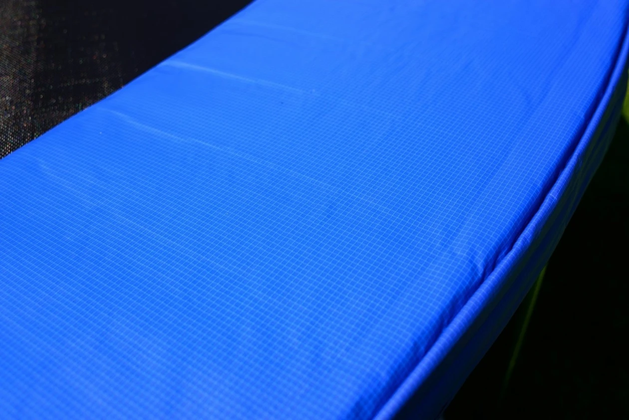 Батут FunFit 846 312 см – прочный садовый батут с защитной сеткой [4]