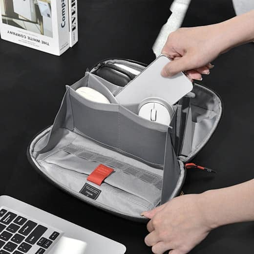 Warriors Tech Pouch X – Organizator Compact pentru Echipamente Tehnologice [2]