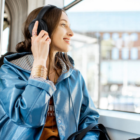 Căști Bluetooth H1 cu Anulare Activă Hibridă a Zgomotului – Tehnologie de Top și Sunet Imersiv [6]