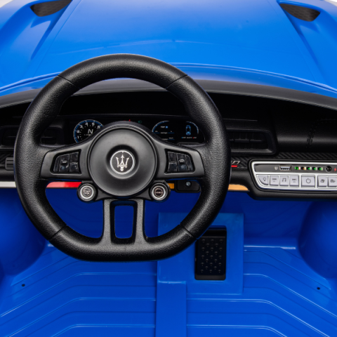 Mașinuța electrică MASERATI MC20 12V – supercar de lux pentru mici pasionați de viteză [6]