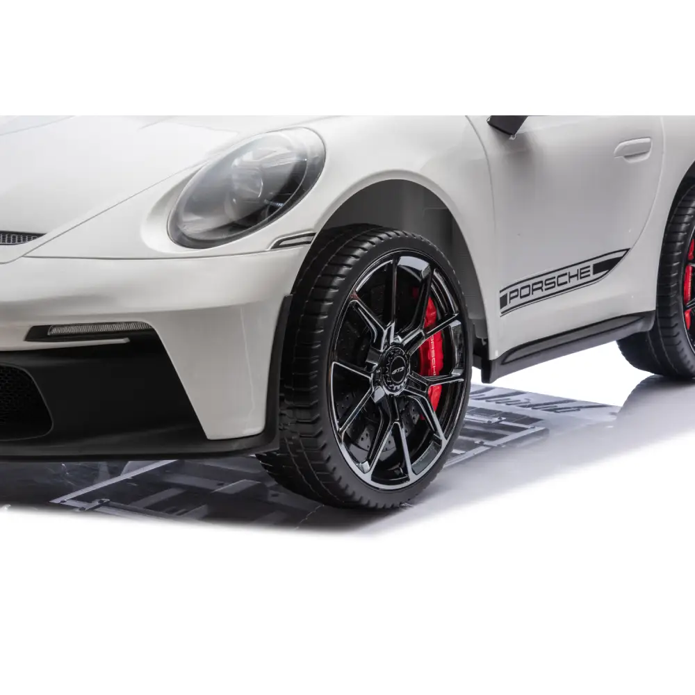 Электромобиль Porsche 911 [1]