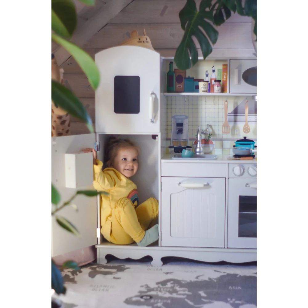 Деревянная кухня для девочек – с звуками и подсветкой [1]