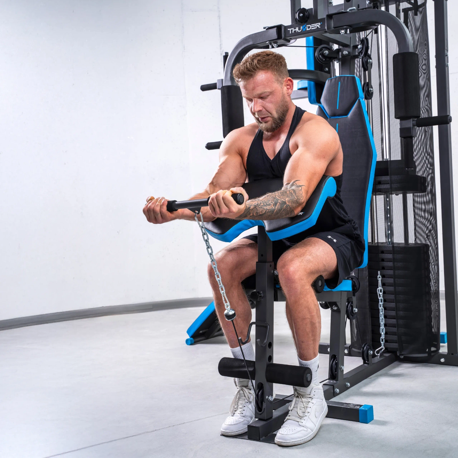 Aparat de exerciții THUNDER PUNCH – Multifuncțional 3-în-1 cu sac de box integrat pentru antrenamente complete acasă! [5]