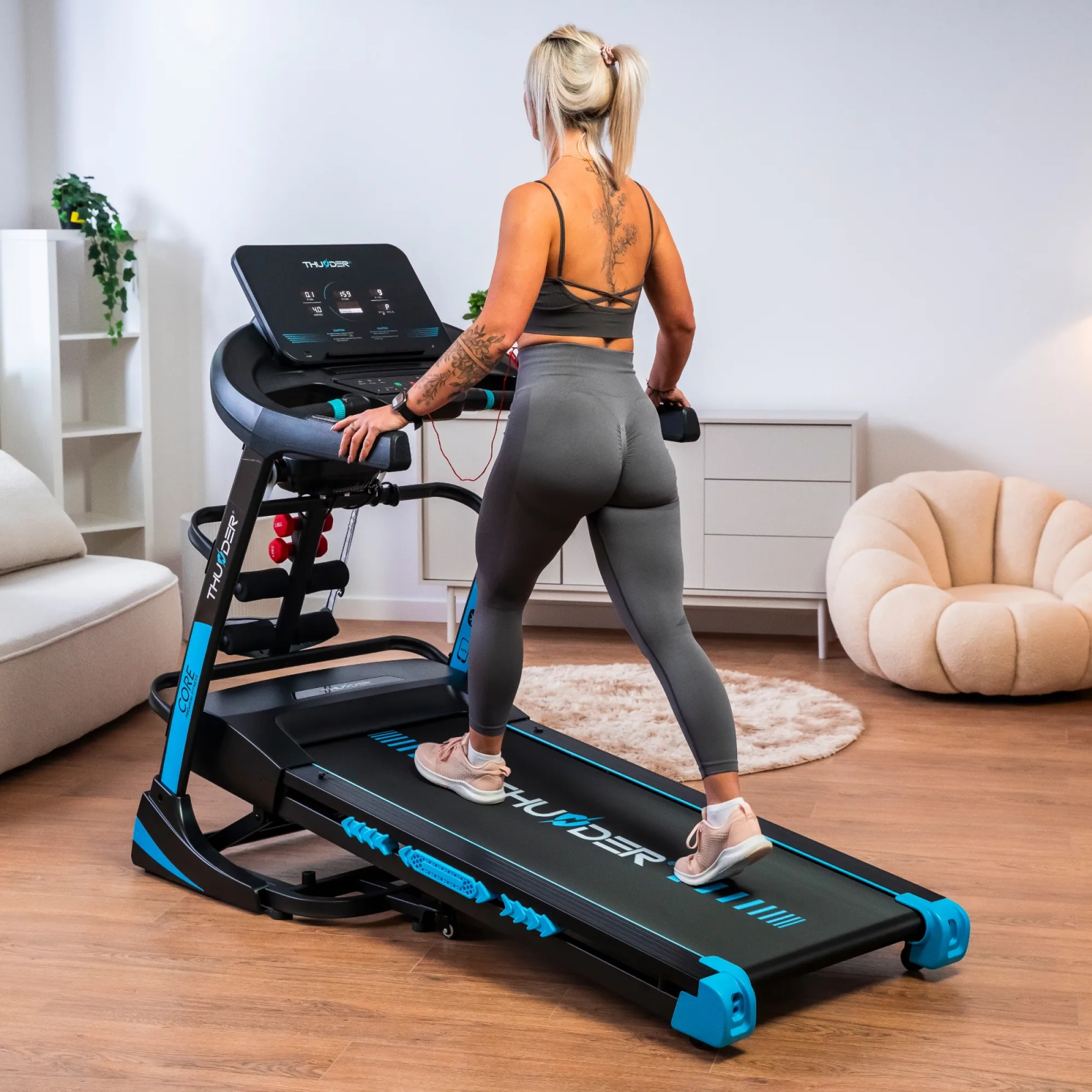 Banda de alergare electrică THUNDER CORE-DS-BLACK – Puternică și inteligentă pentru antrenamente cardio profesionale acasă! [3]