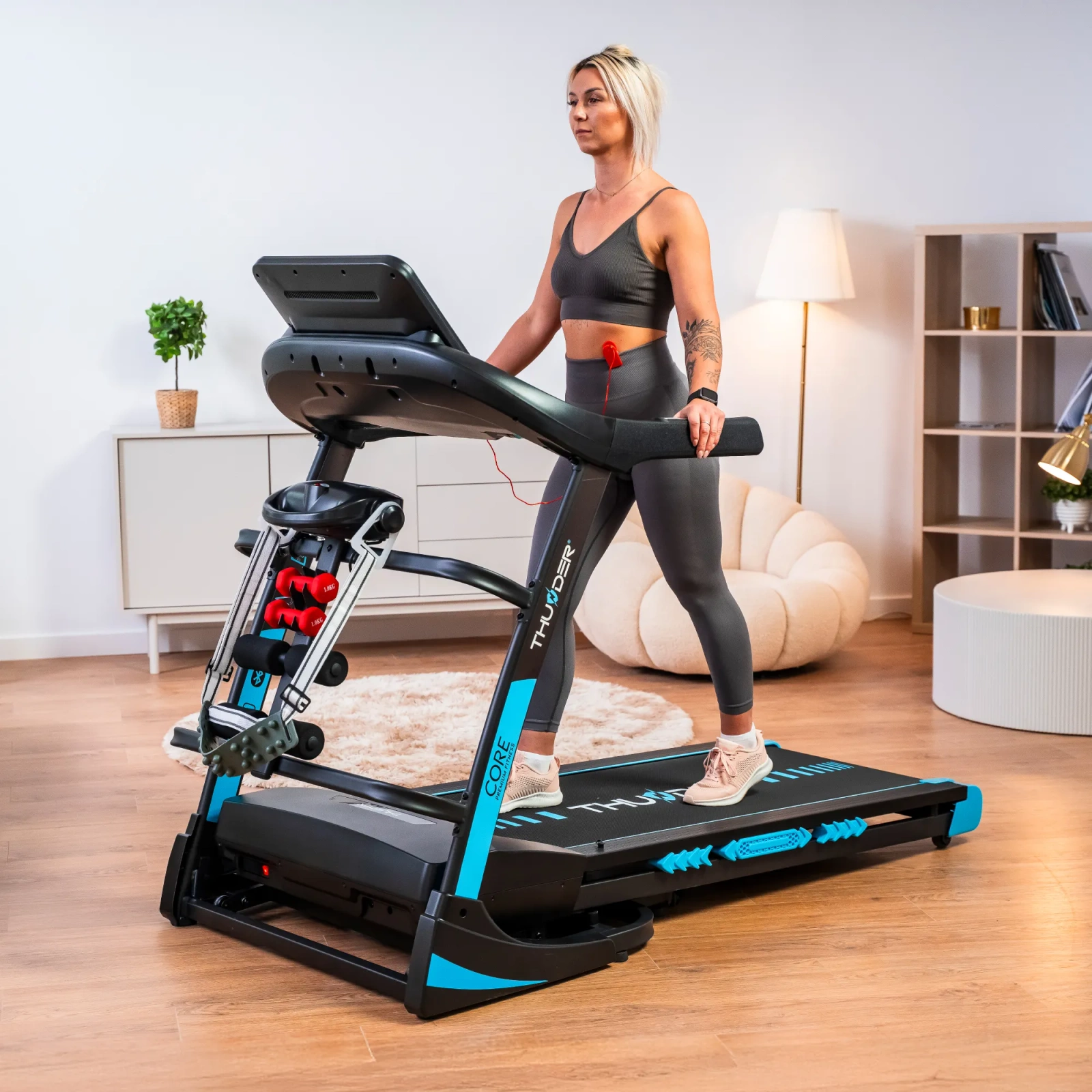 Banda de alergare electrică THUNDER CORE-DS-BLACK – Puternică și inteligentă pentru antrenamente cardio profesionale acasă! [4]