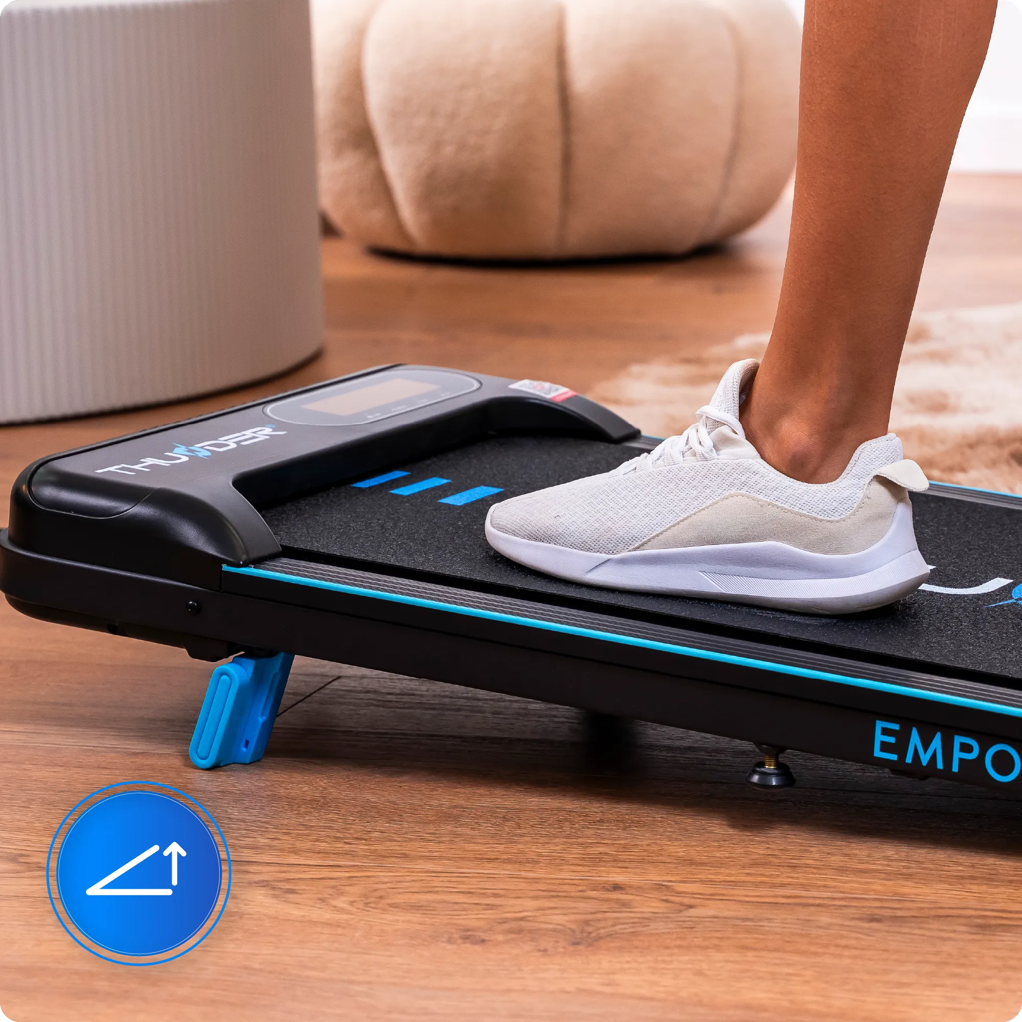 Беговая дорожка электрическая THUNDER®️ KINDI-BLACK – компактный, функциональный и стильный тренажёр [2]