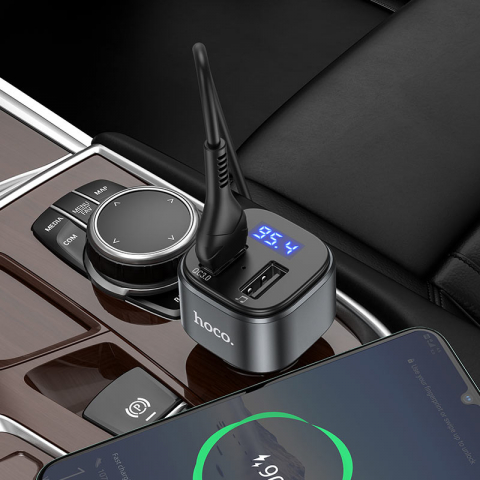 HOCO E67 Fighter Transmițător FM Bluetooth pentru mașină cu QC3.0 [2]